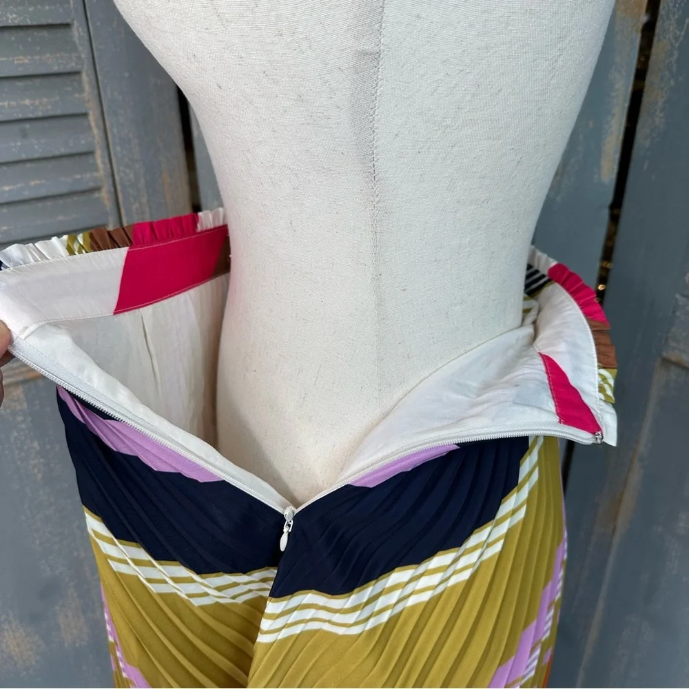 Pleated Chevron Midi Skirt in Multicolor Stripe - Picture 9 of 14